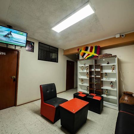 Hostal Tarapaca Hotel Huanuco Luaran gambar